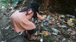 Kchra Binne Ayi ladki Ko Pese Dekar Chut Chuda Kiya, Sleazy Hindi Sex Sex Tape
