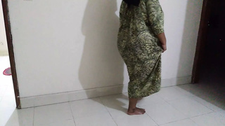 Saudi Arabian BIG BREASTED WOMAN Sweet Maid going home after work when owner came & Roughly rammed her - Enormous Boobies & Behind (Jizz Inside behind)