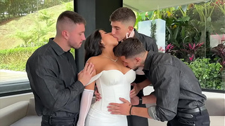 GANG-BANG FOR SAN VALENTIN TO STEFFY MORENO DOUBLE PENETRATION AND ORAL CREAM PIE AND DEEP ASS-SEX